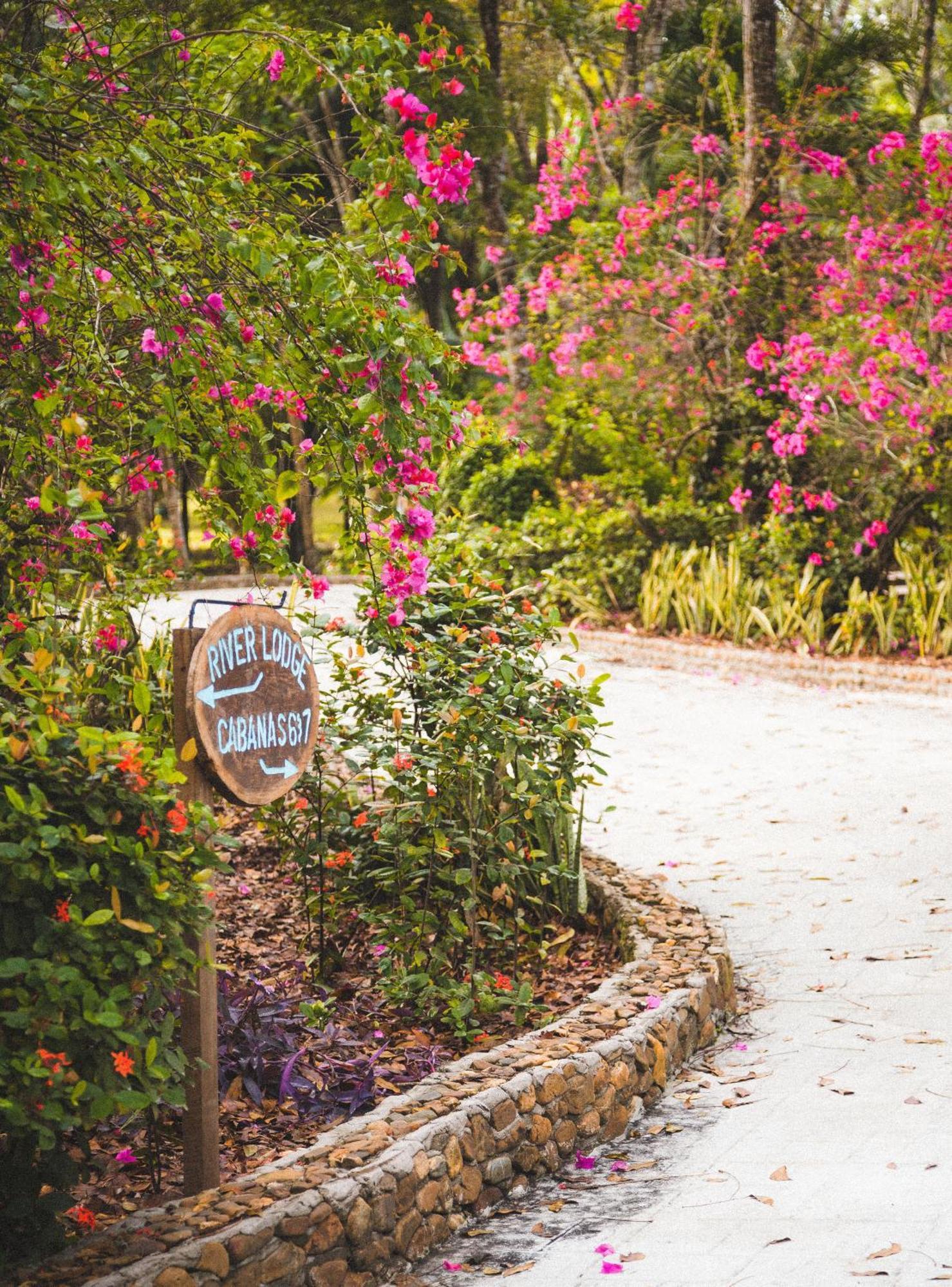 Orange Walk The Mayan Garden المظهر الخارجي الصورة
